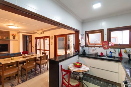 Casa à venda com 120m², 3 quartos e 2 vagasCozinha