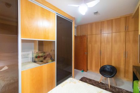 Casa à venda com 120m², 3 quartos e 2 vagasQuarto 02