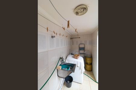 Casa à venda com 120m², 3 quartos e 2 vagasÁrea de Serviço