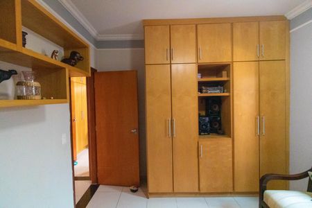 Casa à venda com 120m², 3 quartos e 2 vagasQuarto 01