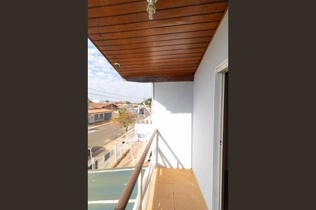 Casa à venda com 120m², 3 quartos e 2 vagasSacada do Salão do Mezanino