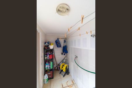 Casa à venda com 120m², 3 quartos e 2 vagasÁrea de Serviço