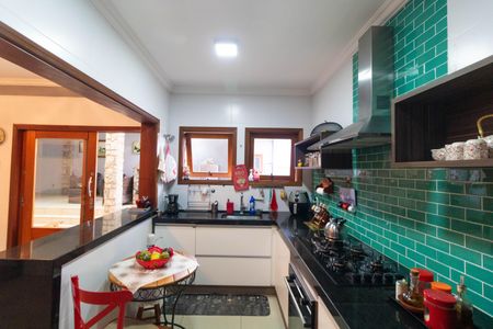 Casa à venda com 120m², 3 quartos e 2 vagasCozinha