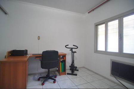 Escritório de casa à venda com 3 quartos, 200m² em Guarani, Novo Hamburgo