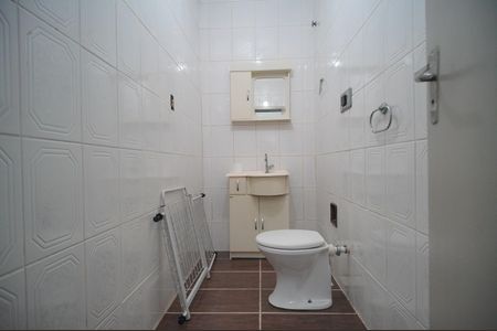 Casa à venda com 200m², 3 quartos e 4 vagasBanheiro 2