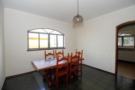 Casa à venda com 320m², 3 quartos e 4 vagasSala de Jantar