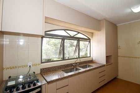 Casa à venda com 320m², 3 quartos e 4 vagasCozinha