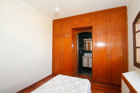 Casa à venda com 320m², 3 quartos e 4 vagasSuíte 2