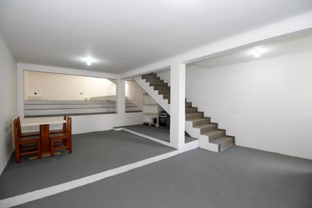 Casa à venda com 320m², 3 quartos e 4 vagasDepósito