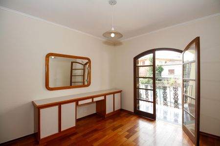 Casa à venda com 320m², 3 quartos e 4 vagasSuíte 1