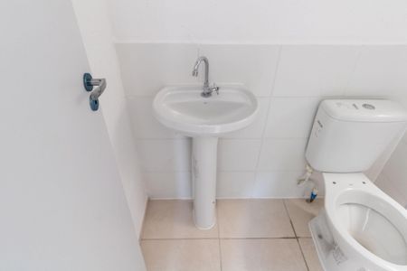 Apartamento para alugar com 42m², 2 quartos e sem vaga Apartamento para alugar com 42m², 2 quartos e sem vagaBanheiro
