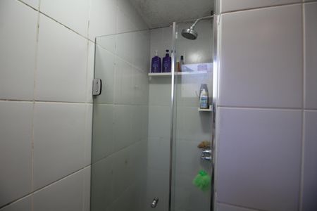 Casa de condomínio à venda com 146m², 4 quartos e 2 vagasBanheiro Suíte 