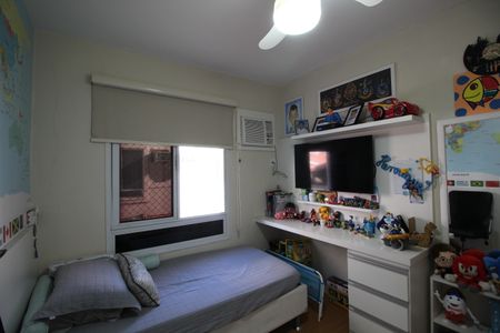 Casa de condomínio à venda com 146m², 4 quartos e 2 vagasQuarto 2