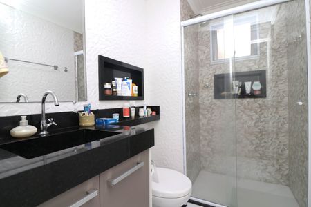 Apartamento à venda com 137m², 2 quartos e 2 vagasBanheiro da Suíte