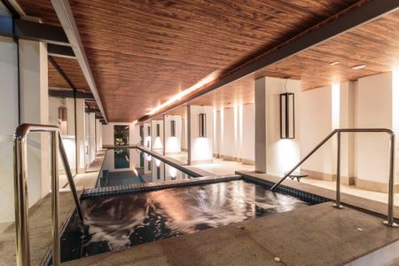 Studio à venda com 25m², 1 quarto e sem vagaÁrea comum - Piscina
