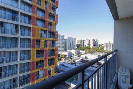 Varanda de kitnet/studio à venda com 1 quarto, 25m² em Indianópolis, São Paulo