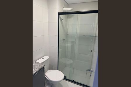 Banheiro de kitnet/studio para alugar com 1 quarto, 25m² em Butantã, São Paulo