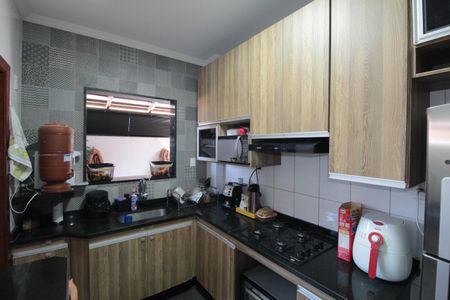 Apartamento à venda com 90m², 2 quartos e 1 vagaCozinha