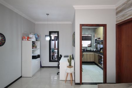 Apartamento à venda com 90m², 2 quartos e 1 vagaSala