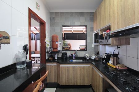 Apartamento à venda com 90m², 2 quartos e 1 vagaCozinha