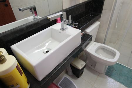 Apartamento à venda com 90m², 2 quartos e 1 vagaBanheiro da Suite