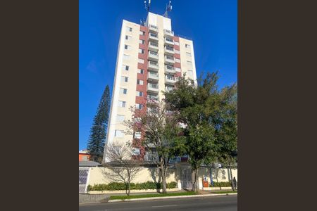 Apartamento à venda com 70m², 3 quartos e 1 vaga Apartamento à venda com 70m², 3 quartos e 1 vagaFachada