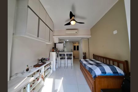 Sala/Quarto de apartamento à venda com 1 quarto, 38m² em Lapa, Rio de Janeiro