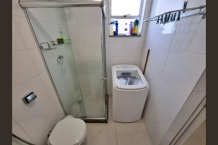 Banheiro de apartamento à venda com 1 quarto, 38m² em Lapa, Rio de Janeiro