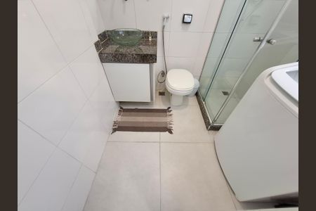 Banheiro de apartamento à venda com 1 quarto, 38m² em Lapa, Rio de Janeiro