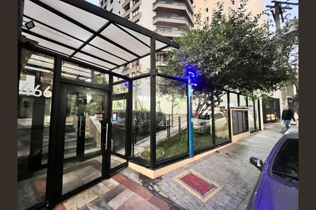 Apartamento à venda com 80m², 3 quartos e 2 vagasFachada