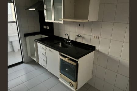 Apartamento à venda com 80m², 3 quartos e 2 vagasCozinha
