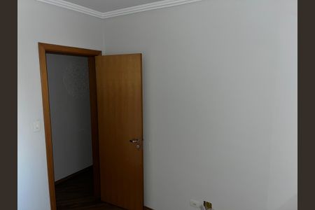Apartamento à venda com 80m², 3 quartos e 2 vagasQuarto 1