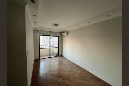 Apartamento à venda com 80m², 3 quartos e 2 vagasSala