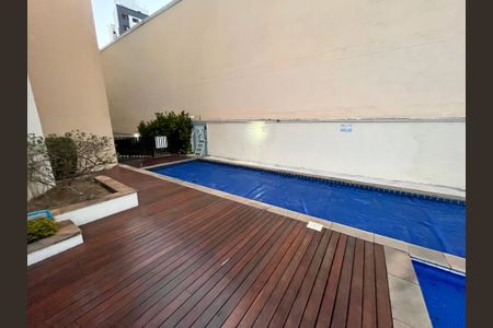Apartamento à venda com 80m², 3 quartos e 2 vagasÁrea comum - Piscina
