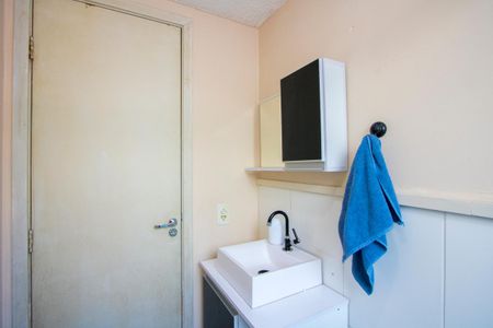 Banheiro de apartamento para alugar com 1 quarto, 42m² em Parque Sao Vicente, Santo André