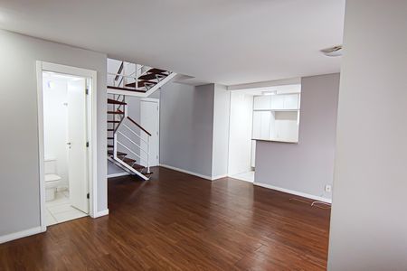 Apartamento para alugar com 185m², 3 quartos e 2 vagasSala