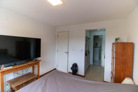 Casa de condomínio à venda com 160m², 3 quartos e 1 vaga Casa de condomínio à venda com 160m², 3 quartos e 1 vagaSuíte