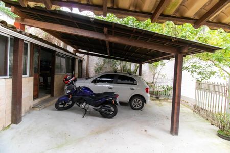 Casa de condomínio à venda com 160m², 3 quartos e 1 vaga Casa de condomínio à venda com 160m², 3 quartos e 1 vagaÁrea externa