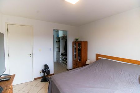 Casa de condomínio à venda com 160m², 3 quartos e 1 vaga Casa de condomínio à venda com 160m², 3 quartos e 1 vagaSuíte