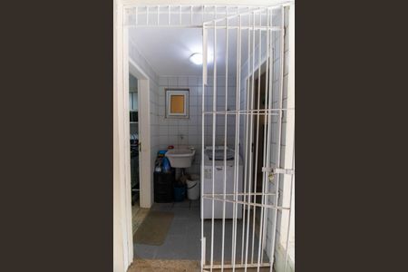 Casa de condomínio à venda com 160m², 3 quartos e 1 vaga Casa de condomínio à venda com 160m², 3 quartos e 1 vagaÁrea de Serviço