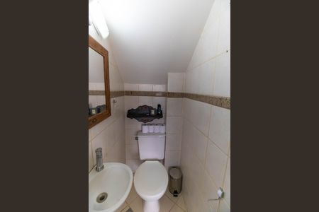 Casa de condomínio à venda com 160m², 3 quartos e 1 vaga Casa de condomínio à venda com 160m², 3 quartos e 1 vagaLavabo