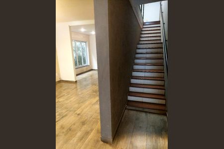 Casa à venda com 226m², 4 quartos e 6 vagas Casa à venda com 226m², 4 quartos e 6 vagasFoto 20