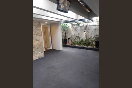 Casa à venda com 226m², 4 quartos e 6 vagas Casa à venda com 226m², 4 quartos e 6 vagasFoto 48