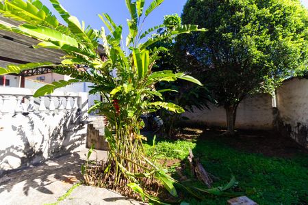 Casa à venda com 180m², 3 quartos e 4 vagasQuintal