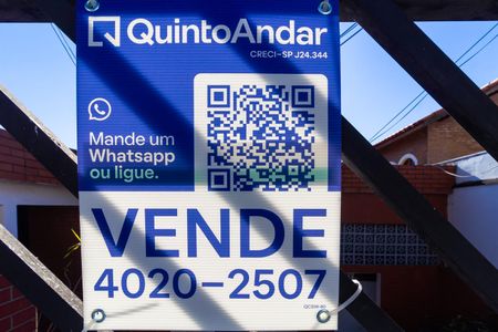 Casa à venda com 180m², 3 quartos e 4 vagasPlaca