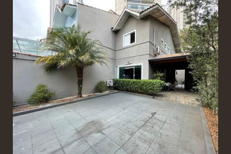 Casa à venda com 95m², 2 quartos e 2 vagas Casa à venda com 95m², 2 quartos e 2 vagasGaragem