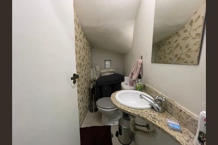 Casa à venda com 95m², 2 quartos e 2 vagas Casa à venda com 95m², 2 quartos e 2 vagasLavabo