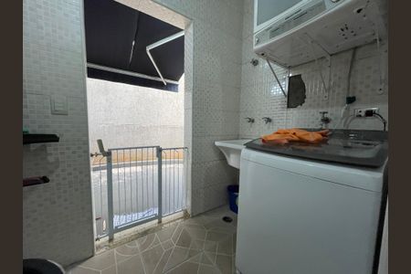 Casa à venda com 95m², 2 quartos e 2 vagas Casa à venda com 95m², 2 quartos e 2 vagasÁrea de Serviço