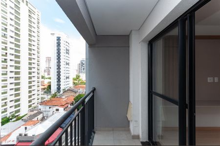 Apartamento à venda com 32m², 1 quarto e sem vaga Apartamento à venda com 32m², 1 quarto e sem vagaVaranda