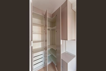 Apartamento à venda com 32m², 1 quarto e sem vaga Apartamento à venda com 32m², 1 quarto e sem vagaQuarto Suíte